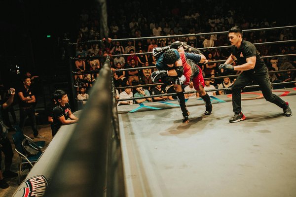 Les cordages de tennis incontournables pour améliorer votre jeu